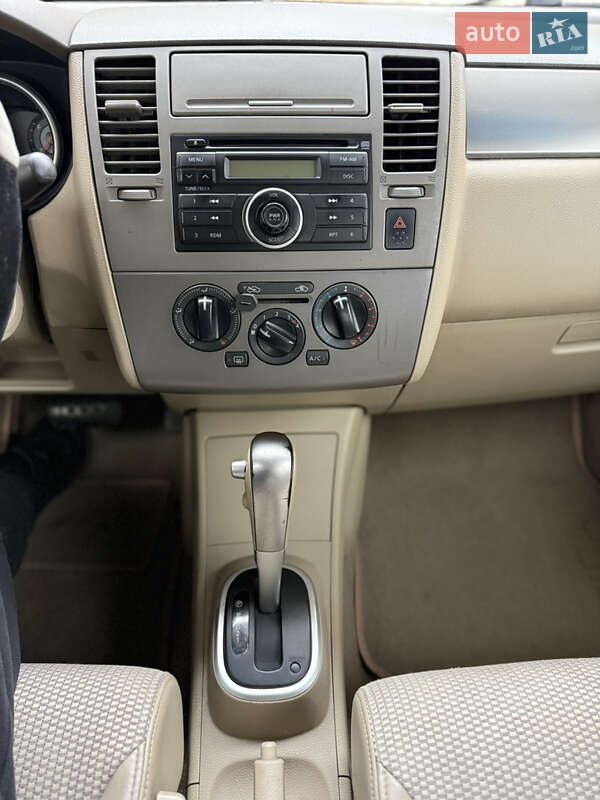 Седан Nissan TIIDA 2008 в Одессе