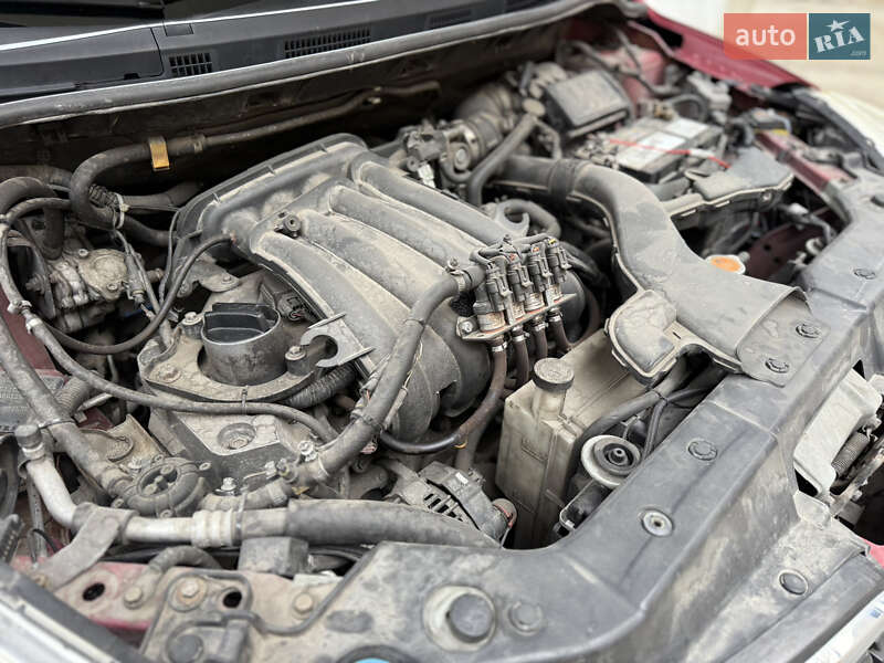 Седан Nissan TIIDA 2008 в Одессе