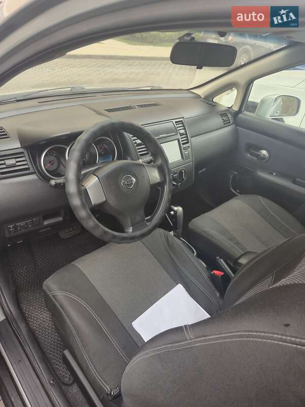 Хэтчбек Nissan TIIDA 2007 в Черноморске фото 4 Хэтчбек Nissan TIIDA 2007 в Черноморске