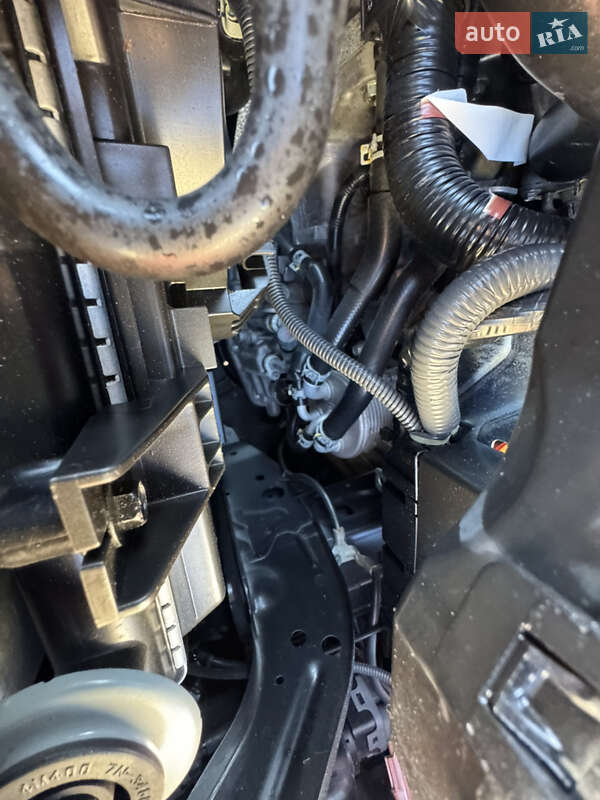 Хэтчбек Nissan TIIDA 2010 в Киеве