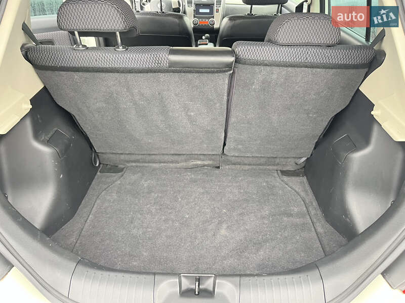 Хэтчбек Nissan TIIDA 2010 в Белой Церкви