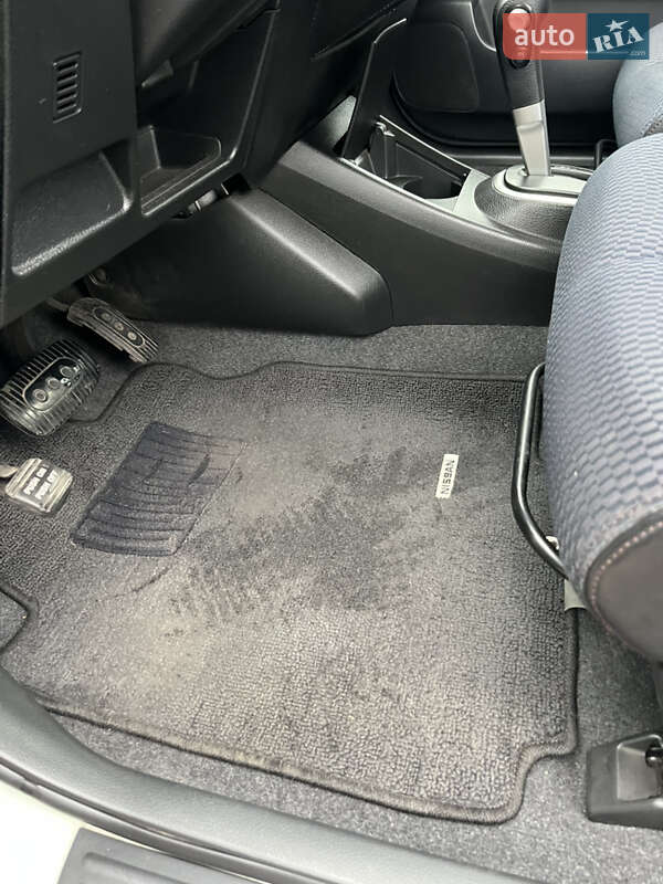 Хэтчбек Nissan TIIDA 2010 в Белой Церкви