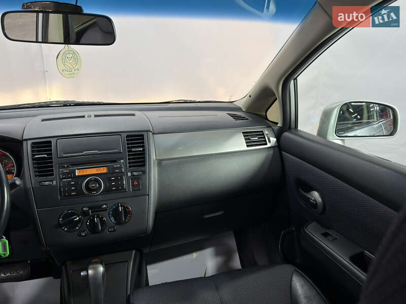 Хэтчбек Nissan TIIDA 2008 в Одессе