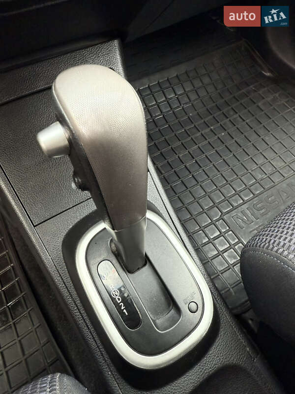 Хэтчбек Nissan TIIDA 2007 в Одессе фото 11 Хэтчбек Nissan TIIDA 2007 в Одессе