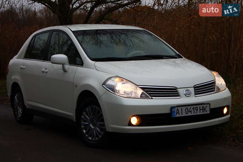 Седан Nissan TIIDA 2007 в Белой Церкви