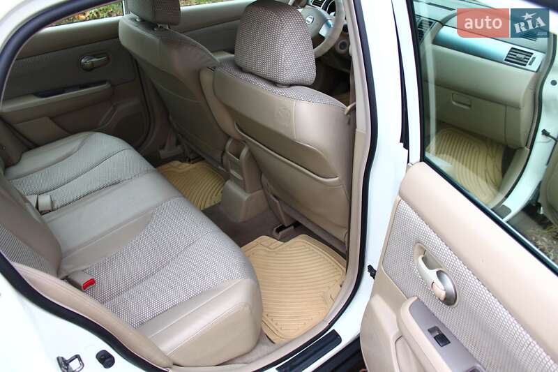 Седан Nissan TIIDA 2007 в Белой Церкви