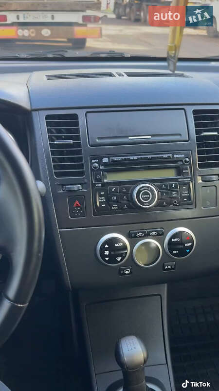 Седан Nissan TIIDA 2011 в Одесі фото 22 Седан Nissan TIIDA 2011 в Одесі