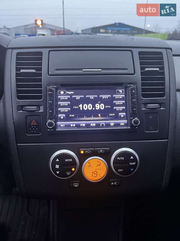 Хэтчбек Nissan TIIDA 2007 в Виннице фото 12 Хэтчбек Nissan TIIDA 2007 в Виннице