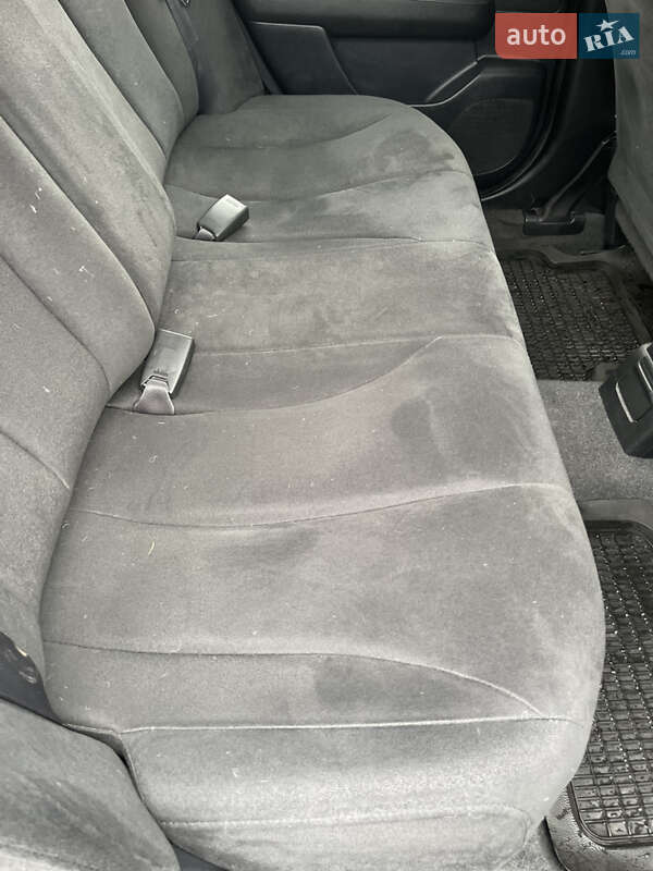 Хэтчбек Nissan TIIDA 2008 в Сваляве