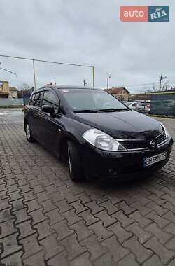 Хэтчбек Nissan TIIDA 2008 в Одессе