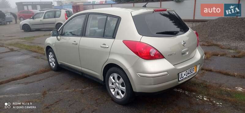 Хетчбек Nissan TIIDA 2008 в Вінниці