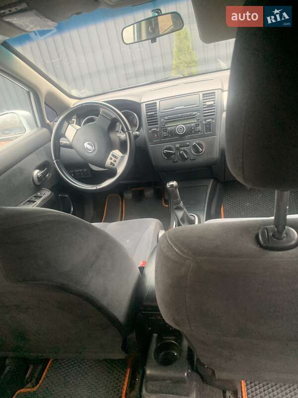 Седан Nissan TIIDA 2010 в Житомире фото 9 Седан Nissan TIIDA 2010 в Житомире