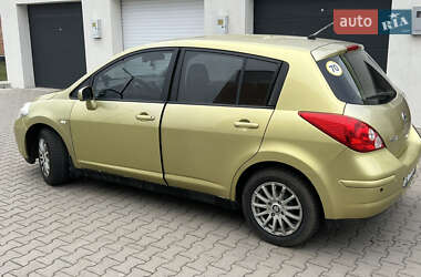 Хэтчбек Nissan TIIDA 2008 в Хмельницком