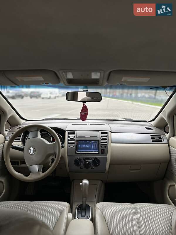 Хетчбек Nissan TIIDA 2006 в Одесі