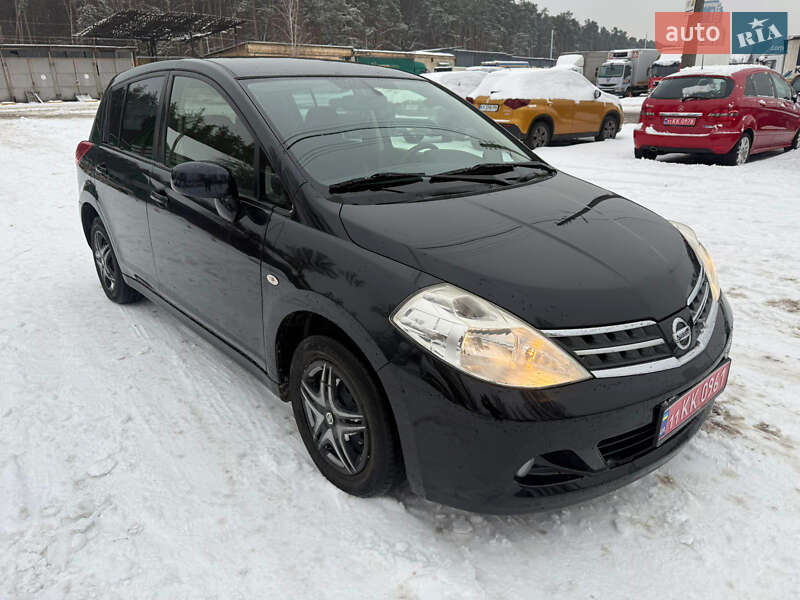 Седан Nissan TIIDA 2012 в Києві фото 6 Седан Nissan TIIDA 2012 в Києві