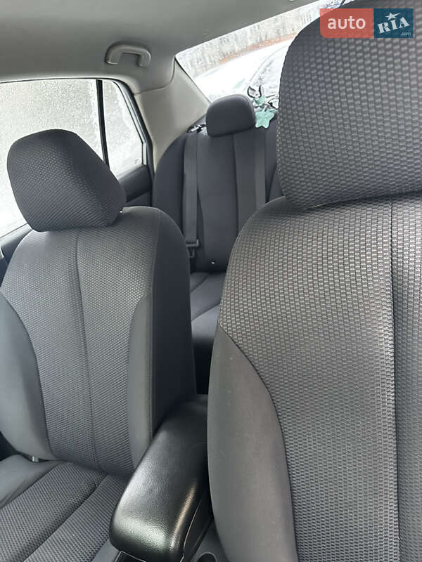 Седан Nissan TIIDA 2008 в Киеве фото 11 Седан Nissan TIIDA 2008 в Киеве