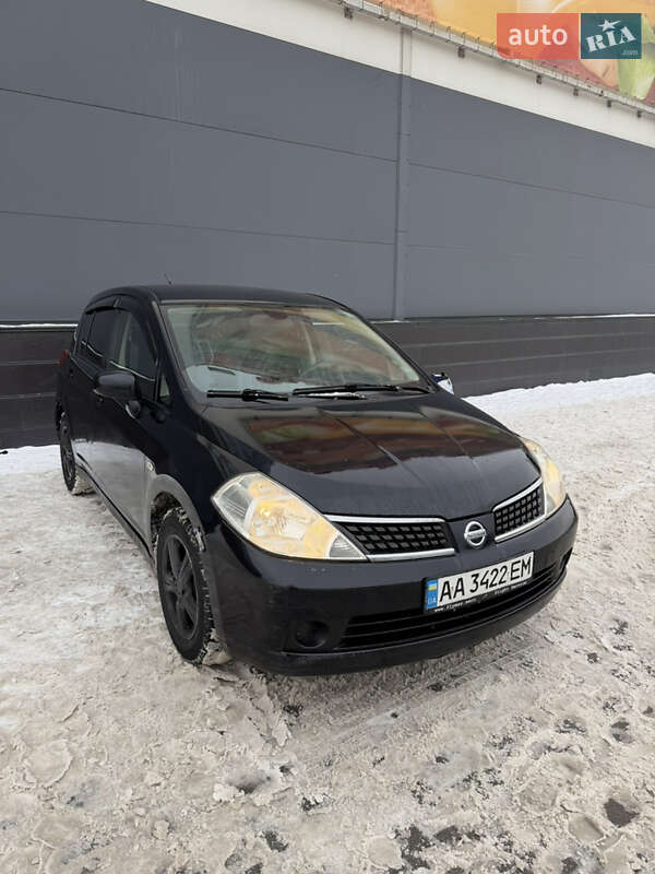 Хэтчбек Nissan TIIDA 2008 в Киеве фото 3 Хэтчбек Nissan TIIDA 2008 в Киеве