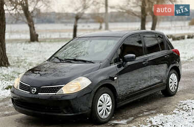 Хэтчбек Nissan TIIDA 2007 в Николаеве