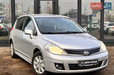 Хетчбек Nissan TIIDA 2012 в Києві