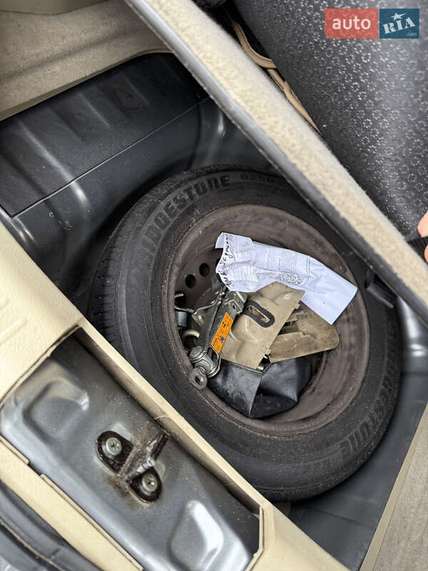 Хэтчбек Nissan TIIDA 2007 в Одессе фото 18 Хэтчбек Nissan TIIDA 2007 в Одессе