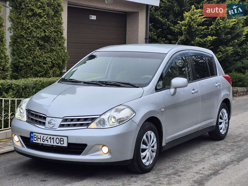 Хэтчбек Nissan TIIDA 2010 в Одессе фото 6 Хэтчбек Nissan TIIDA 2010 в Одессе