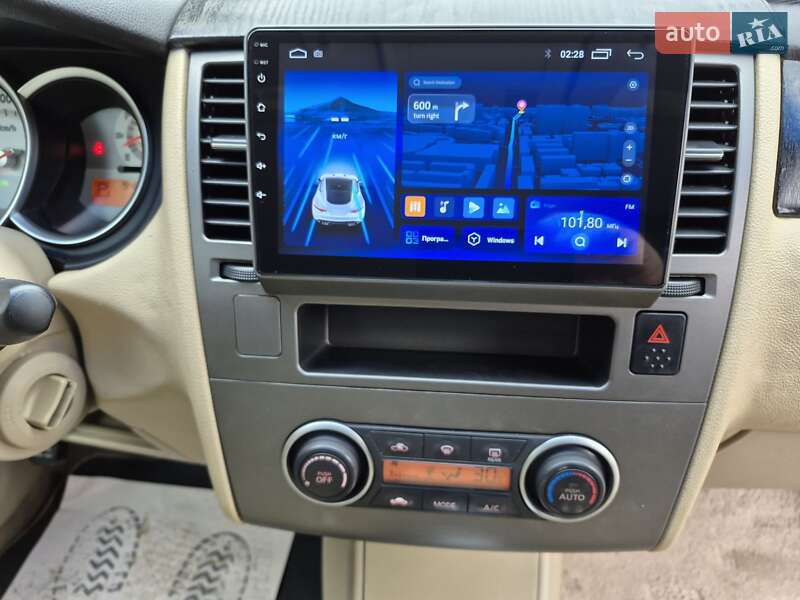 Хэтчбек Nissan TIIDA 2010 в Одессе фото 23 Хэтчбек Nissan TIIDA 2010 в Одессе