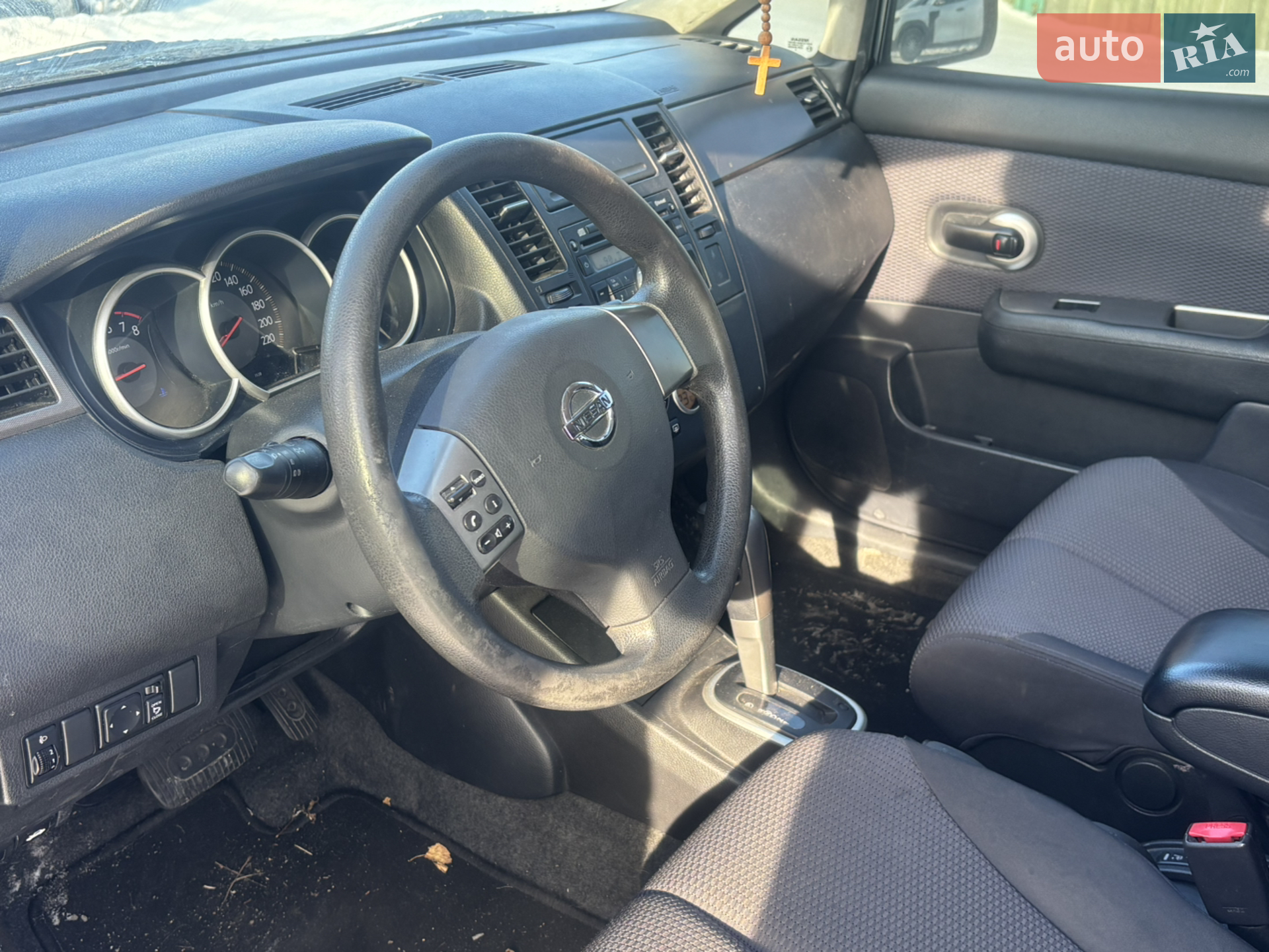 2010 Nissan Tiida - мініатюра 9
