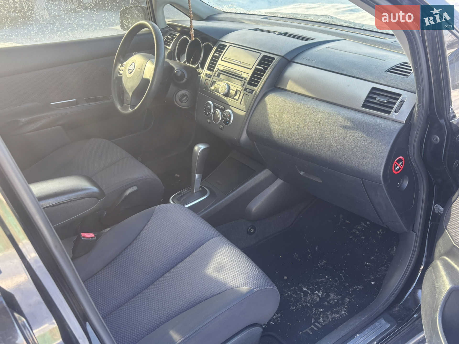 2010 Nissan Tiida - мініатюра 10
