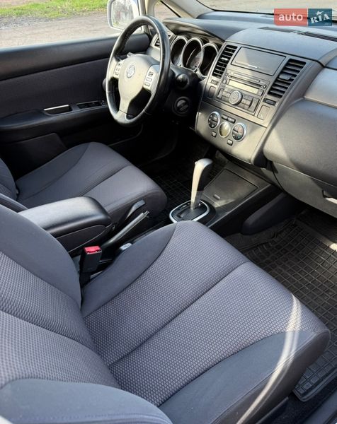 Хэтчбек Nissan TIIDA 2008 в Одессе