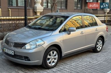 Седан Nissan TIIDA 2008 в Києві