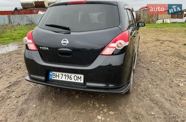 Хетчбек Nissan TIIDA 2008 в Чорноморську