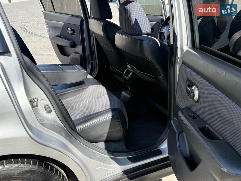 Хэтчбек Nissan TIIDA 2007 в Одессе фото 18 Хэтчбек Nissan TIIDA 2007 в Одессе