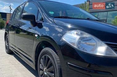 Хетчбек Nissan TIIDA 2011 в Хмельницькому