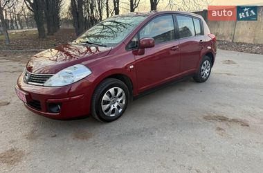 Хэтчбек Nissan TIIDA 2008 в Полтаве