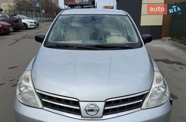 Хетчбек Nissan TIIDA 2012 в Києві