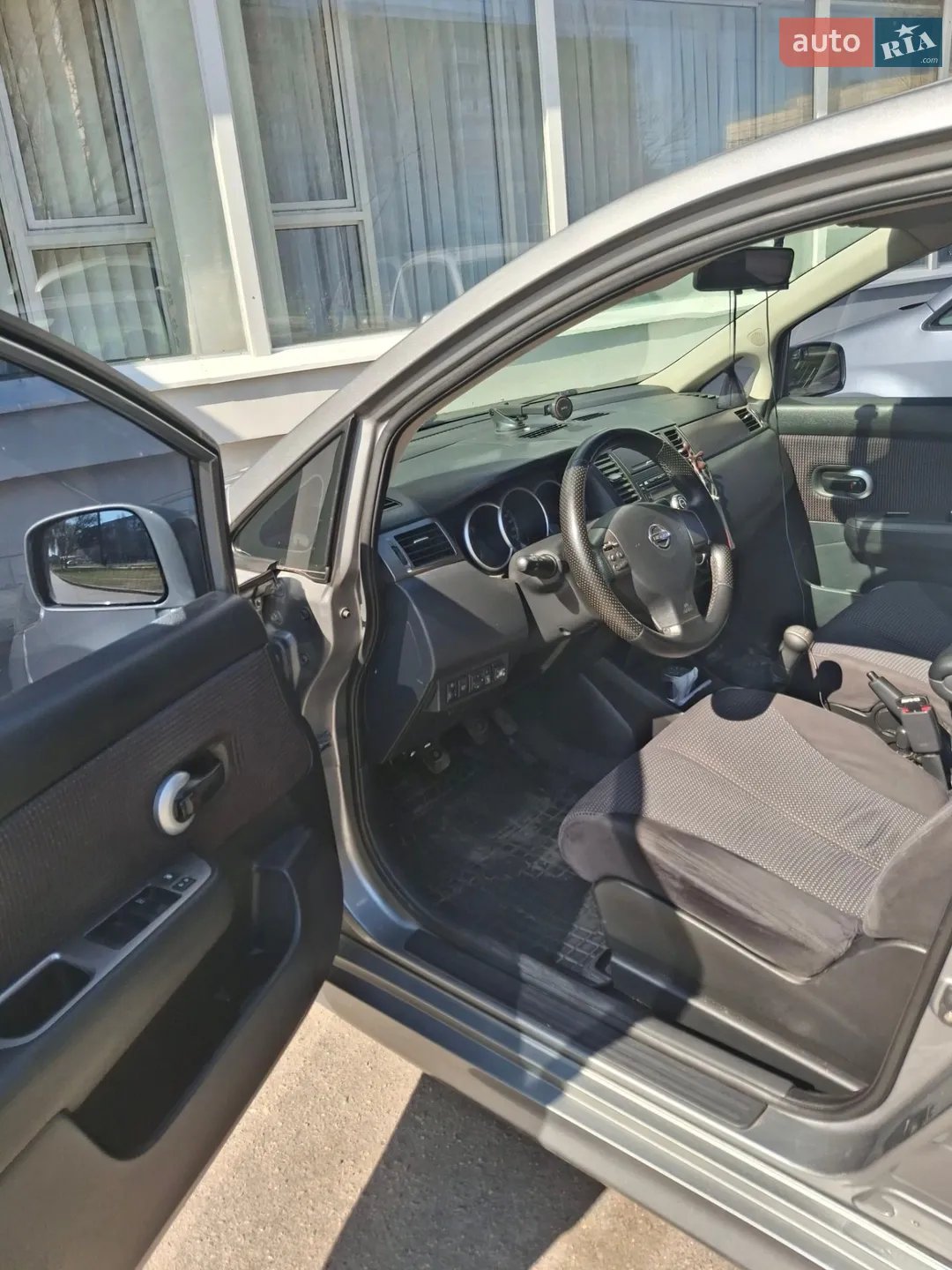 2011 Nissan Tiida - мініатюра 14