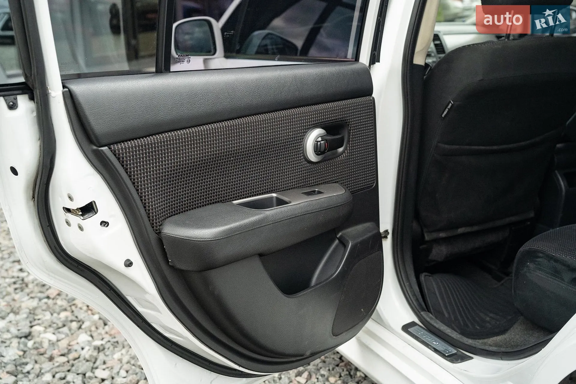 2010 Nissan Tiida - мініатюра 33