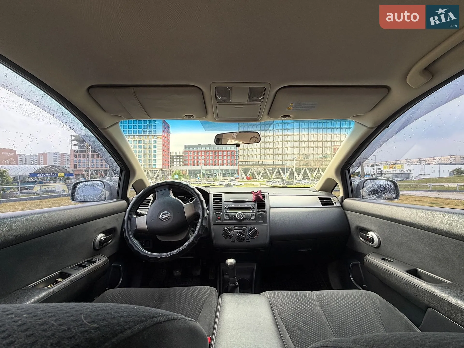 2010 Nissan Tiida - мініатюра 10
