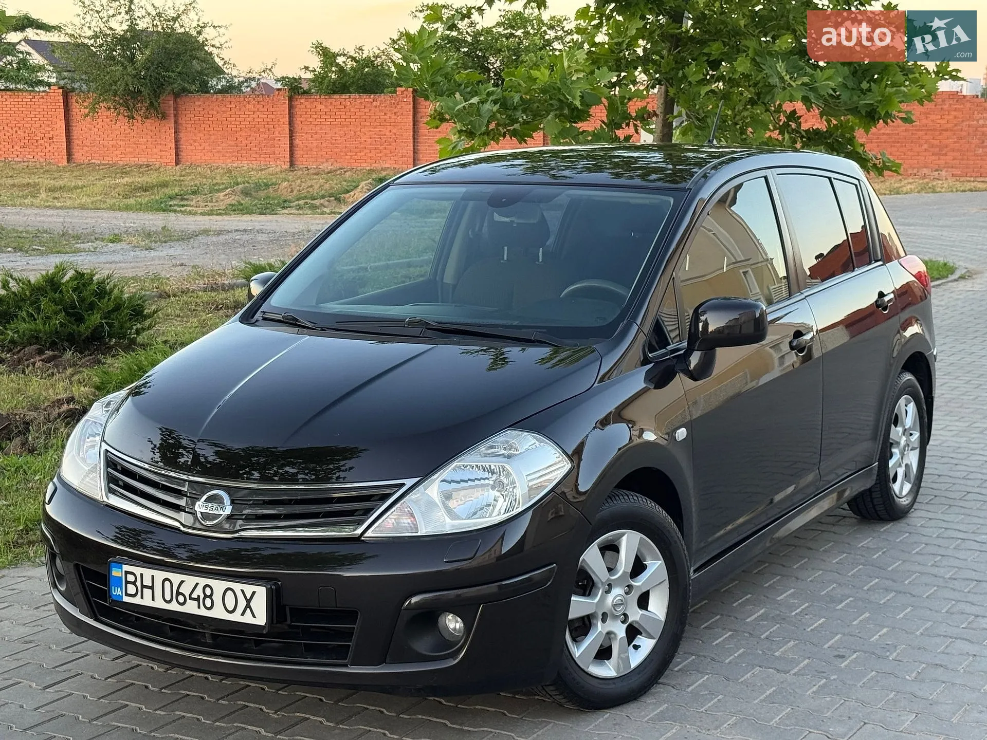 2010 Nissan Tiida - мініатюра 3