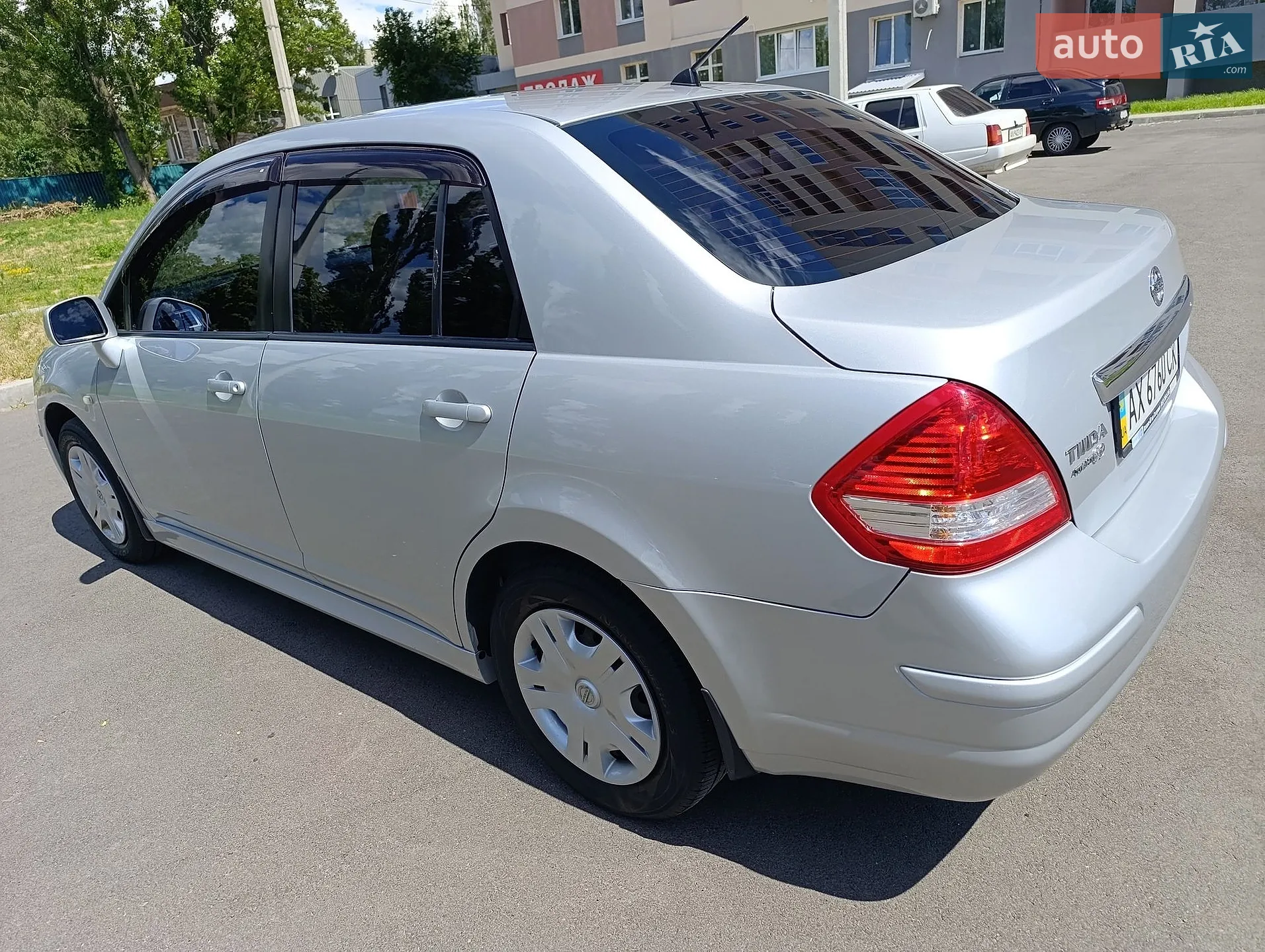 2011 Nissan Tiida - мініатюра 4
