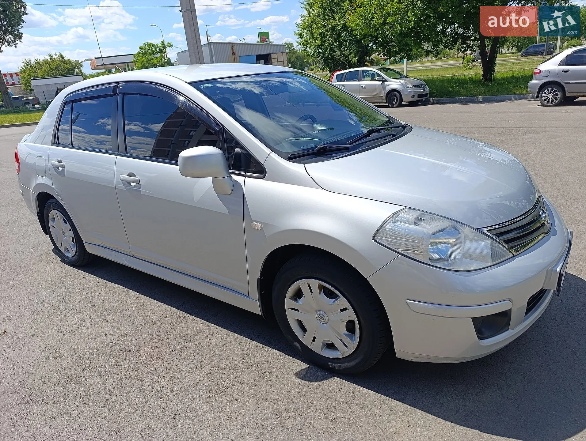 2011 Nissan Tiida - мініатюра 10