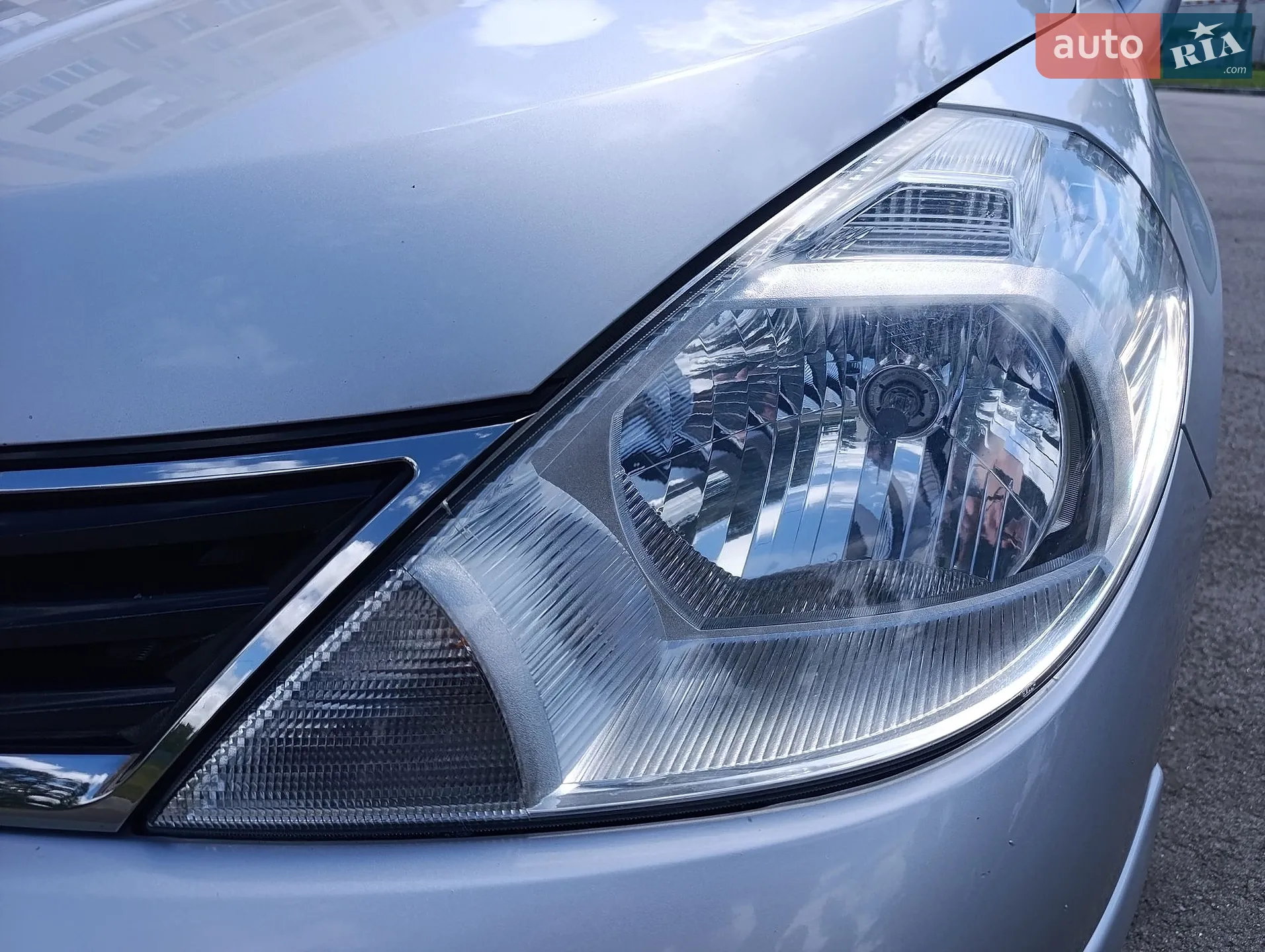 2011 Nissan Tiida - мініатюра 46