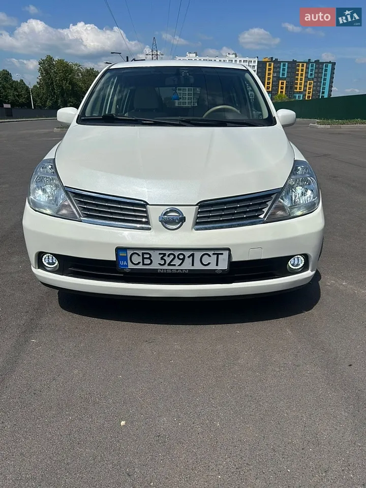 2010 Nissan Tiida - мініатюра 12