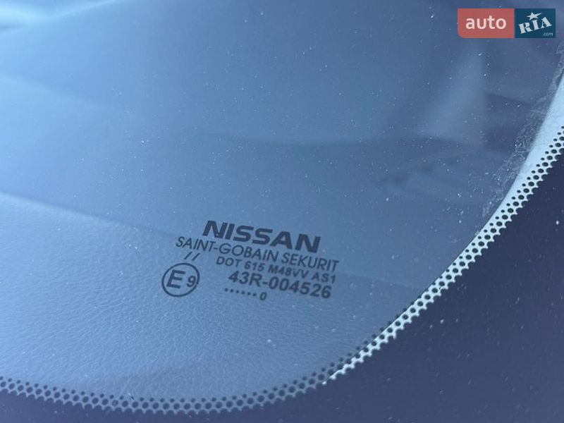 Хэтчбек Nissan TIIDA 2010 в Одессе