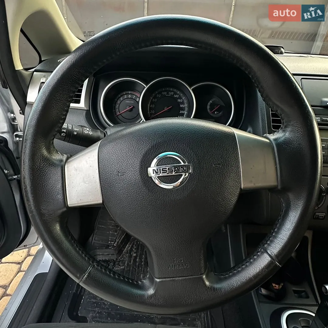 2013 Nissan Tiida - мініатюра 11