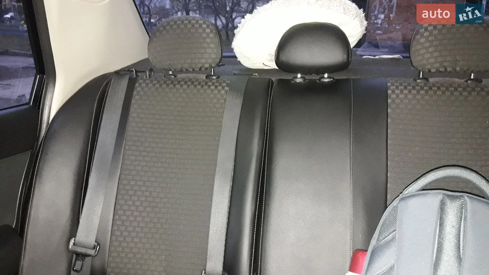 2010 Nissan Tiida - мініатюра 6