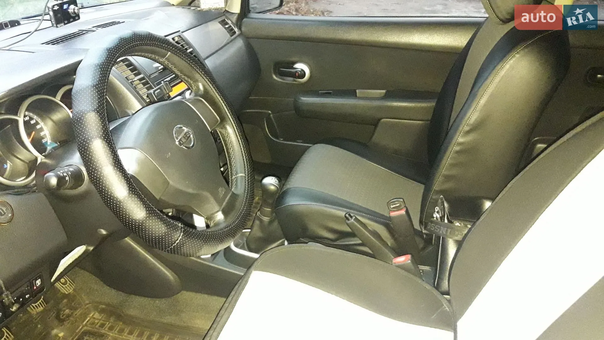 2010 Nissan Tiida - мініатюра 5