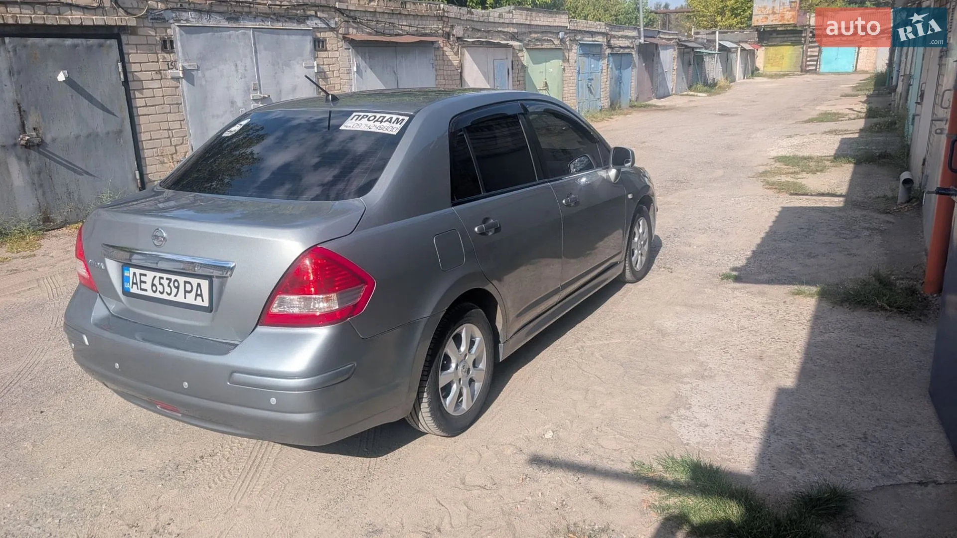 2011 Nissan Tiida - мініатюра 7