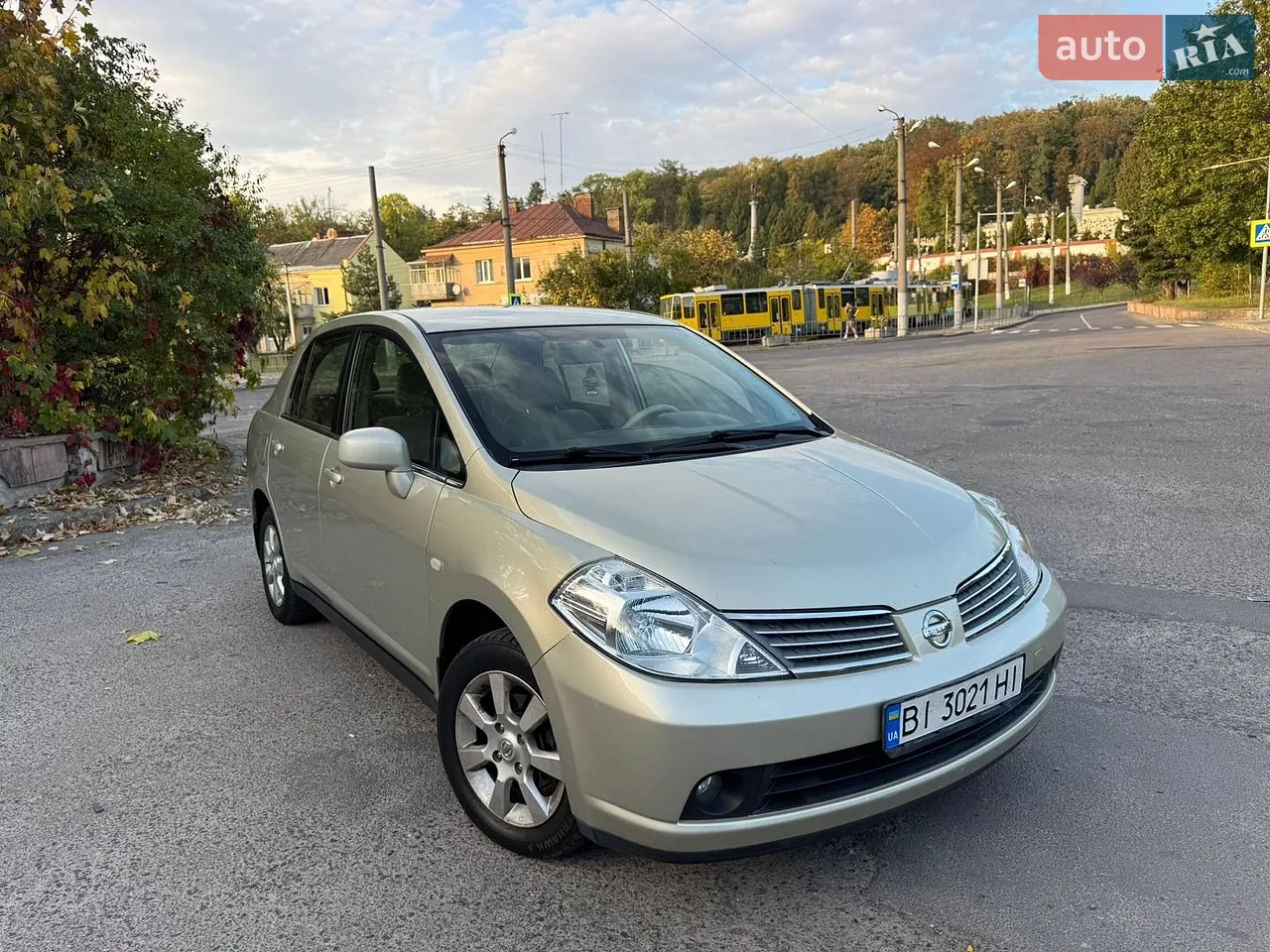 Nissan TIIDA 2007