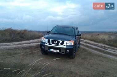 Пикап Nissan Titan 2015 в Киеве